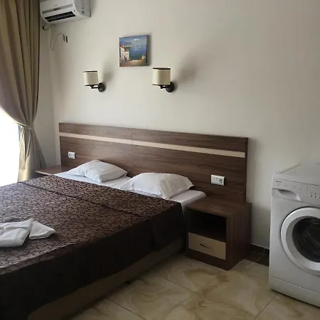 Ellin Studio Apartman *